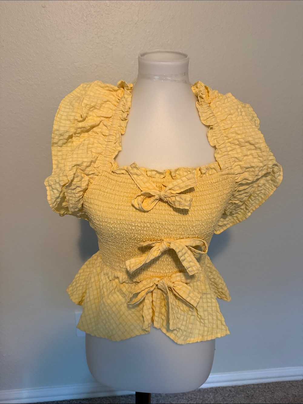entro Yellow Smocked Puff-Sleeve Peplum Crop Top with Bows